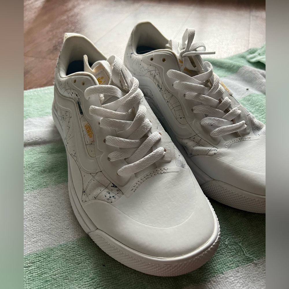 VANS Ultrarange - Limited Edition National Geographic Collab